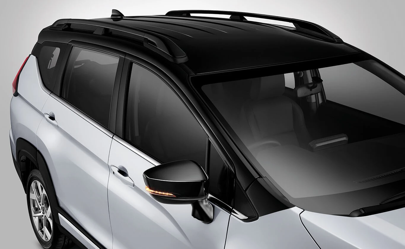 XPANDER CROSS ELITE LIMITED EDITION Interior