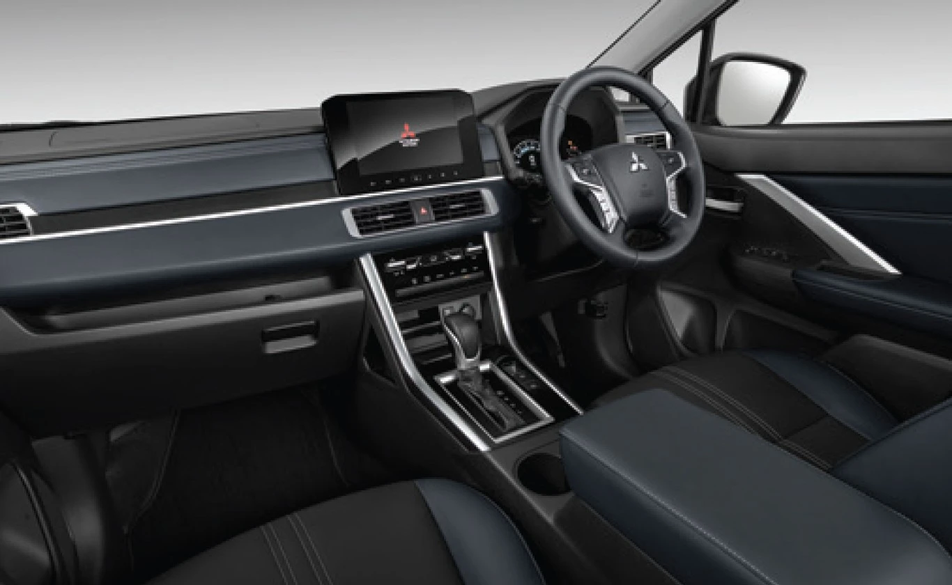 XPANDER CROSS ELITE LIMITED EDITION Interior
